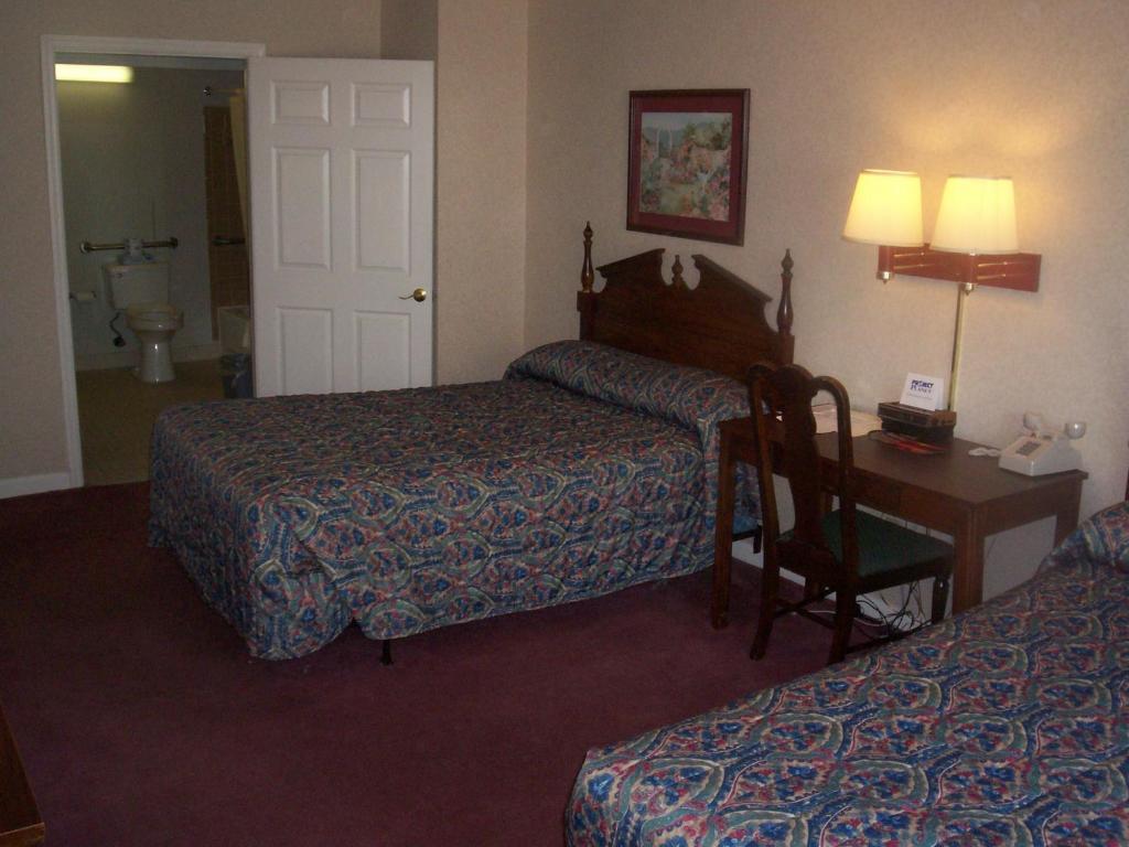 Rime Garden Inn & Suites Irondale Room photo